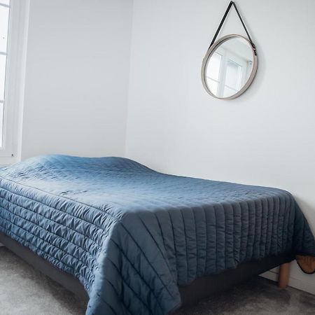 Appartement Neuf, Moderne Et Confortable! Ernee Ngoại thất bức ảnh